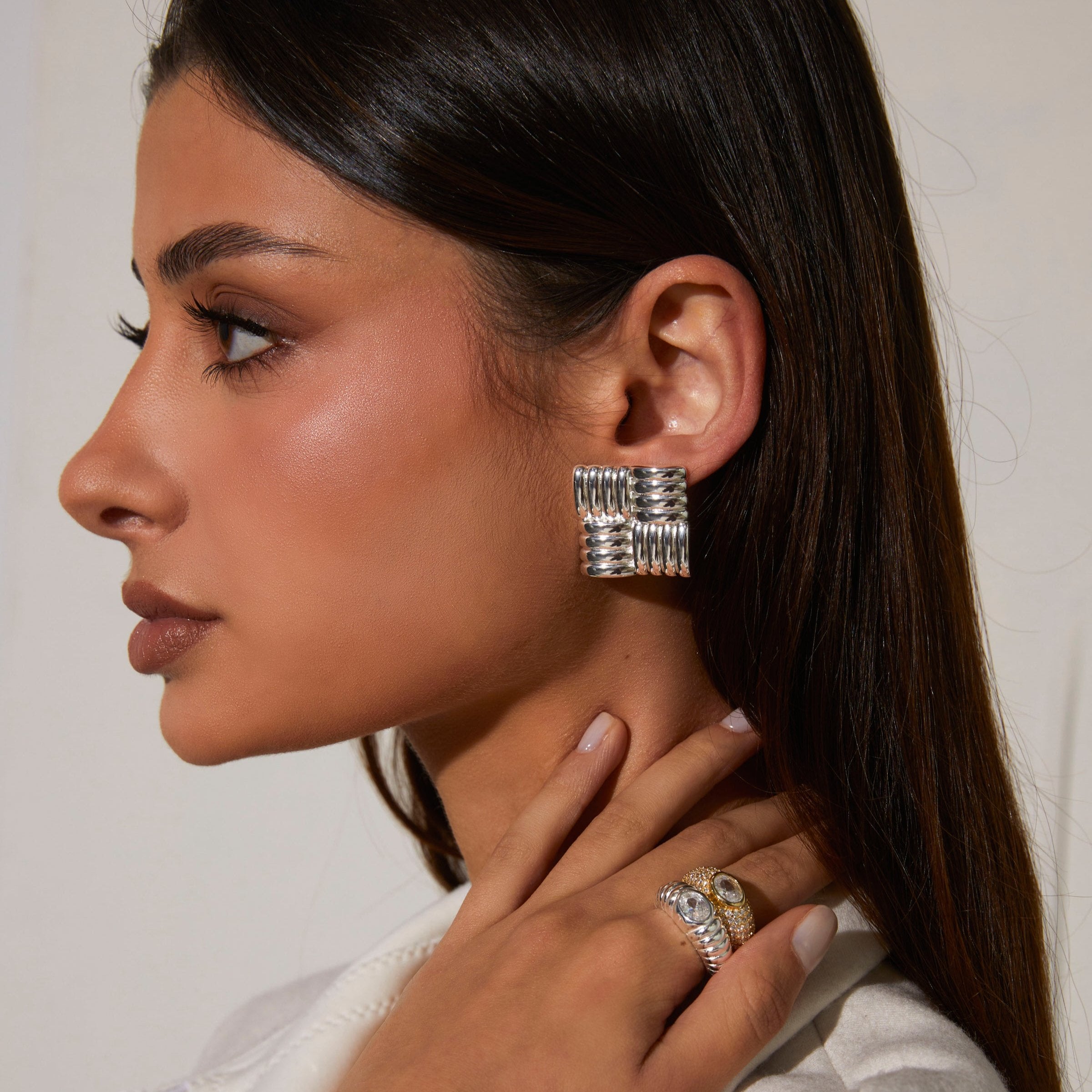 Solitaire Cloud Ring 1