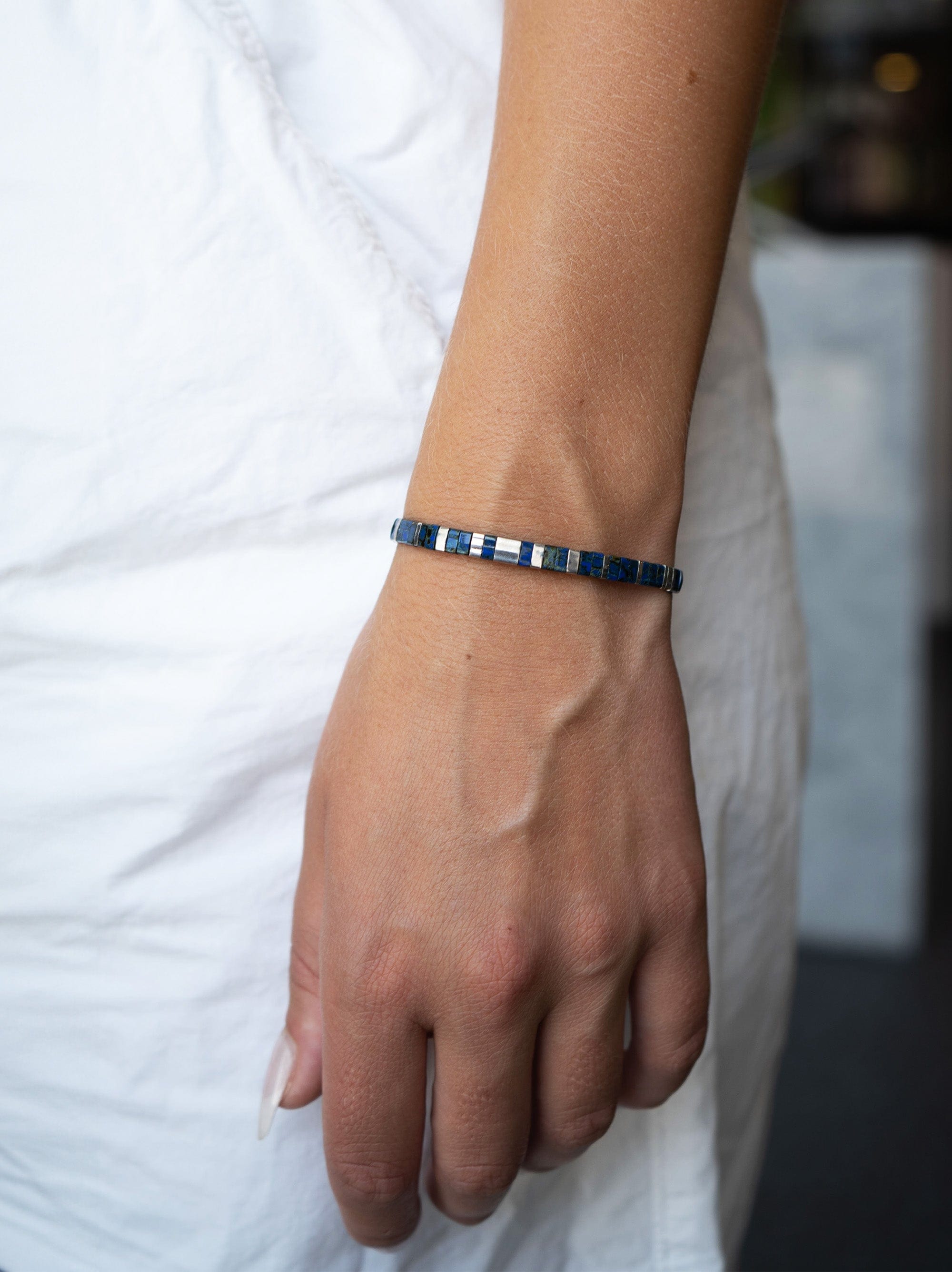 Women's Bracelet with Marbled Blue and Silver Miyuki Tila Beads 1